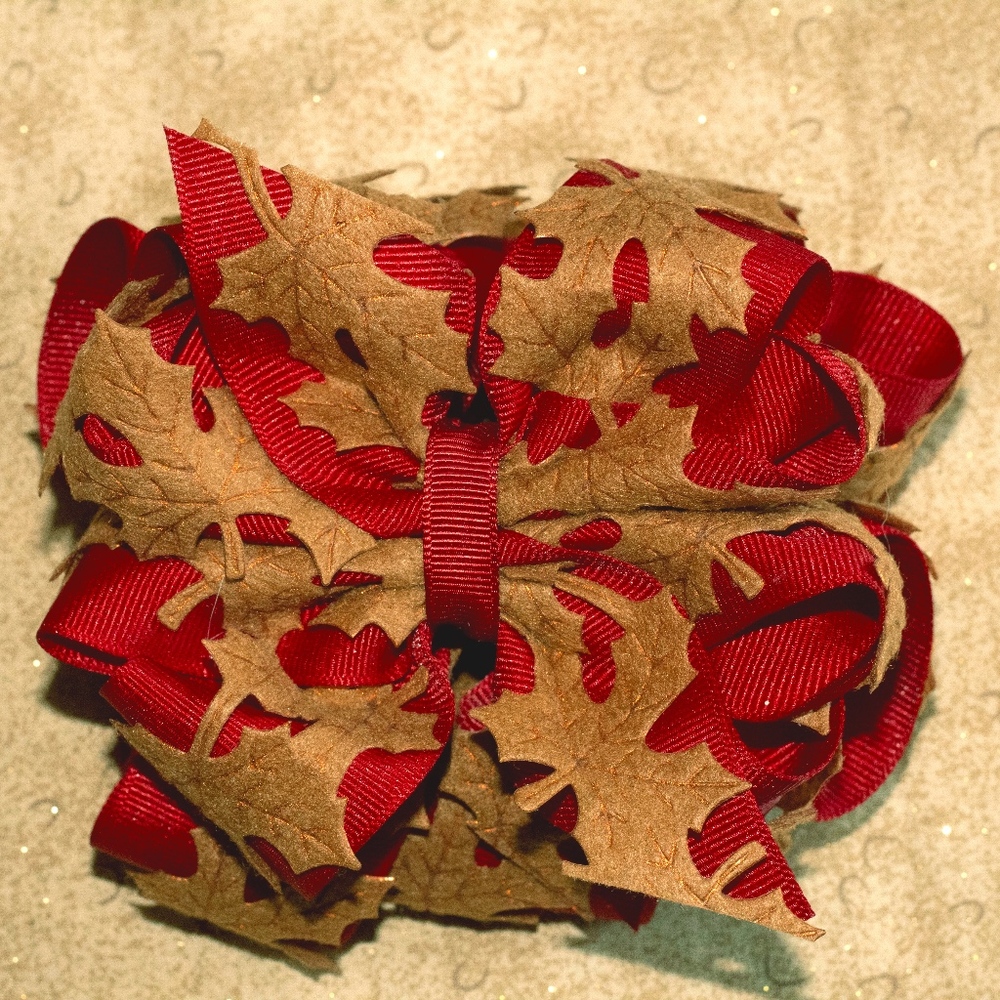 Romeo & Juliet hair bow